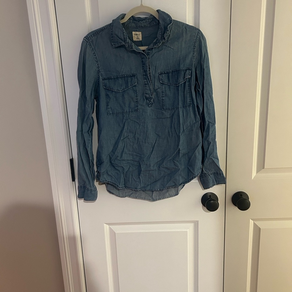 GAP Light Blue Chambray Denim Shirt